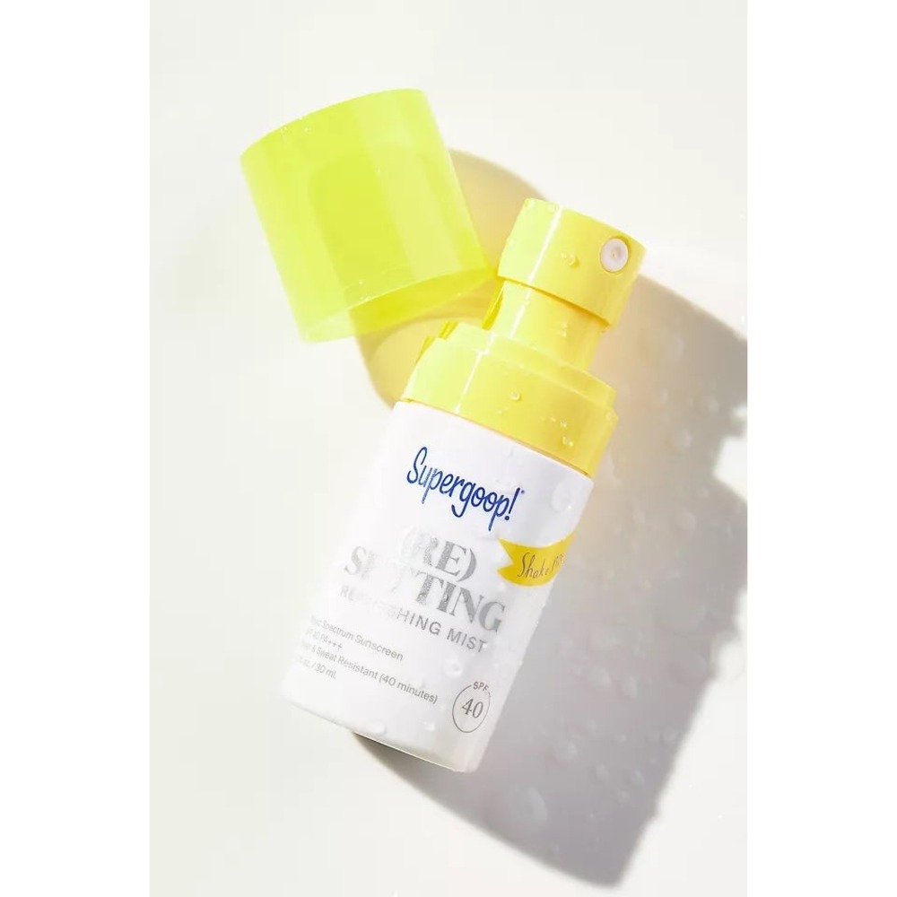 Supergoop! (Re)setting Refreshing Mist Sunscreen 1oz Travel Size SPF 40 Matte - Picture 2 of 9